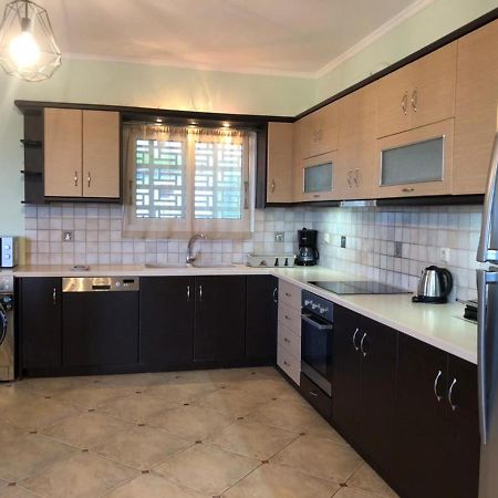 Melina Apartment Порос Екстер'єр фото