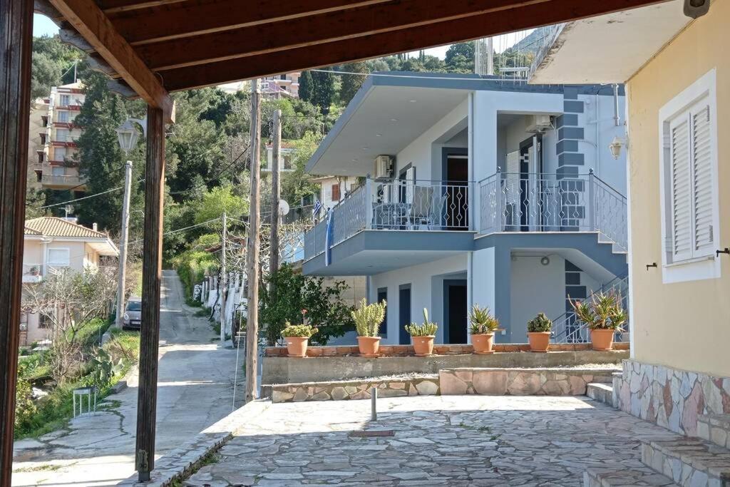 Melina Apartment Порос Екстер'єр фото