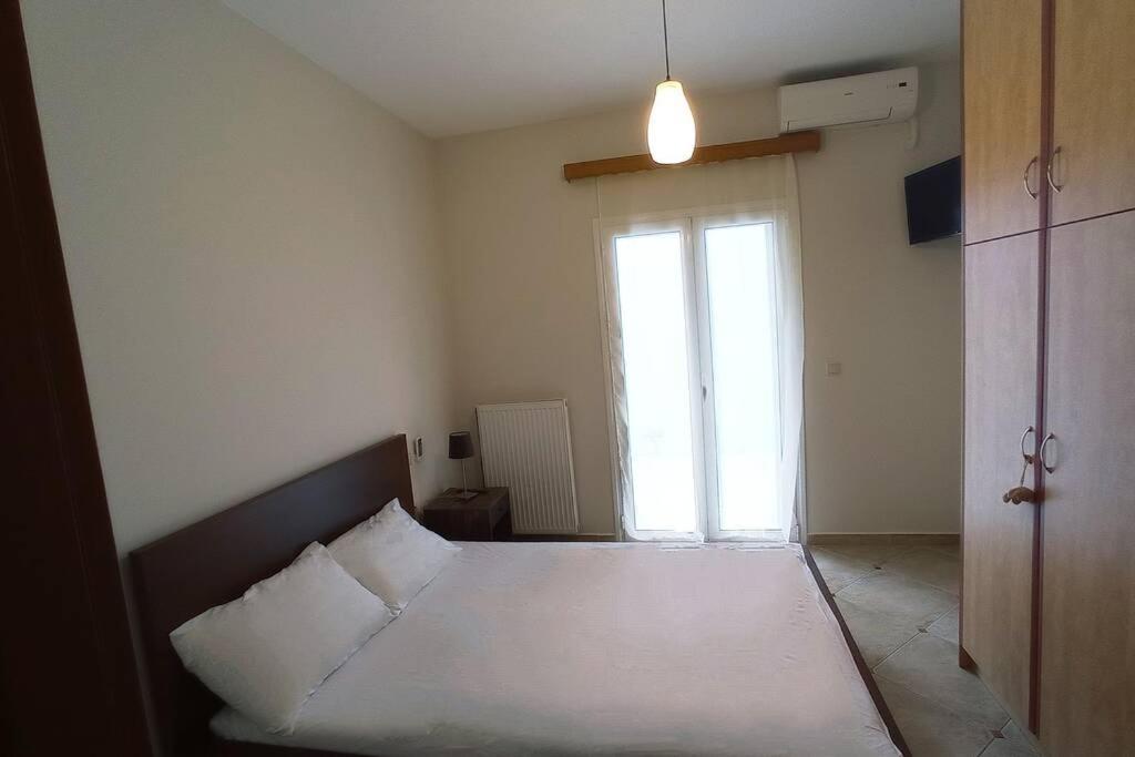 Melina Apartment Порос Екстер'єр фото